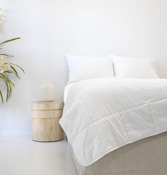 Hotel Lightweight Quilt Mainlinen