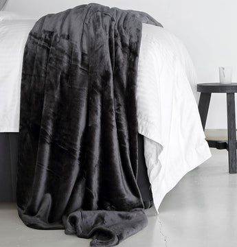 Plush Hotel Blankets | Hotel-Quality Blankets