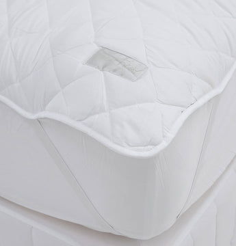 Guest Fresh Strapped Mattress Protector