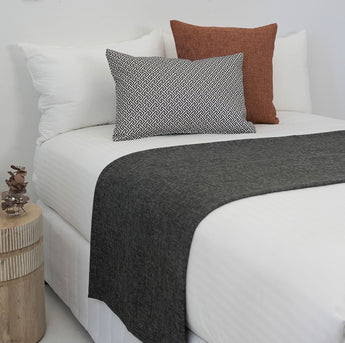 Bed Runner & Cushion Set - Set 5