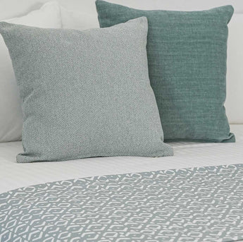 Bed Runner & Cushion Set - Set 6