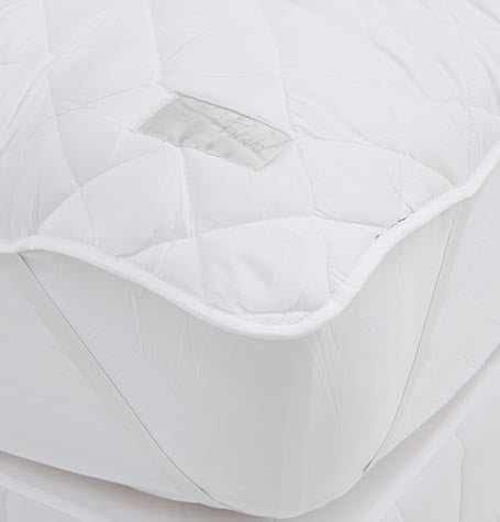 Guest Fresh Strapped Mattress Protector